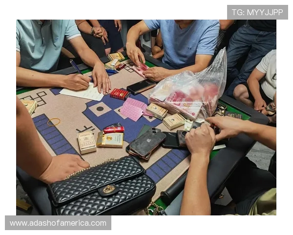 麻将糊了真人版精彩剧情解析，揭秘牌局背后的策略与技巧